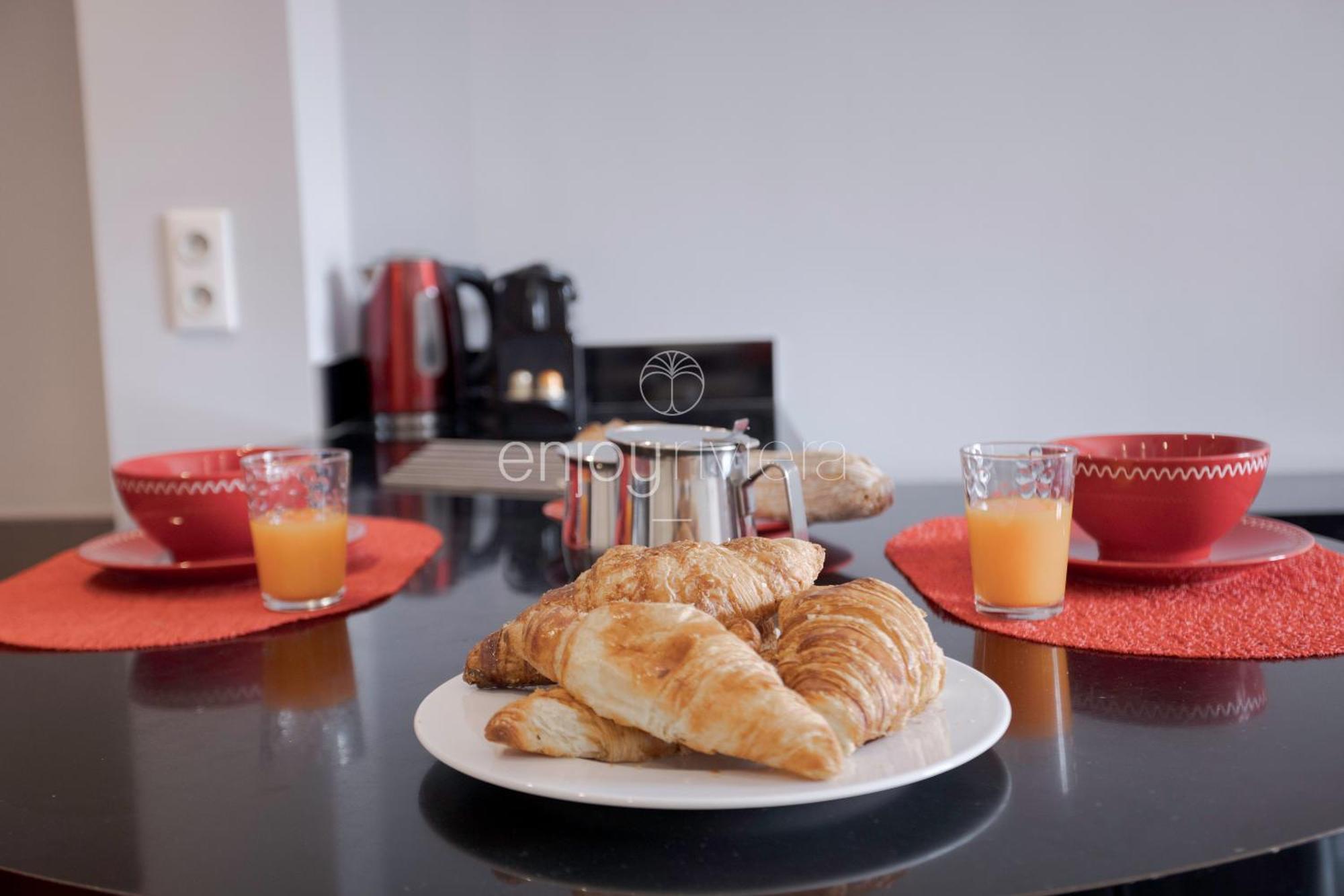 Palais Miramar - Suite & B31 - Croisette Emplacement Unique - 20M Plage - Wifi - Clim 戛纳 外观 照片