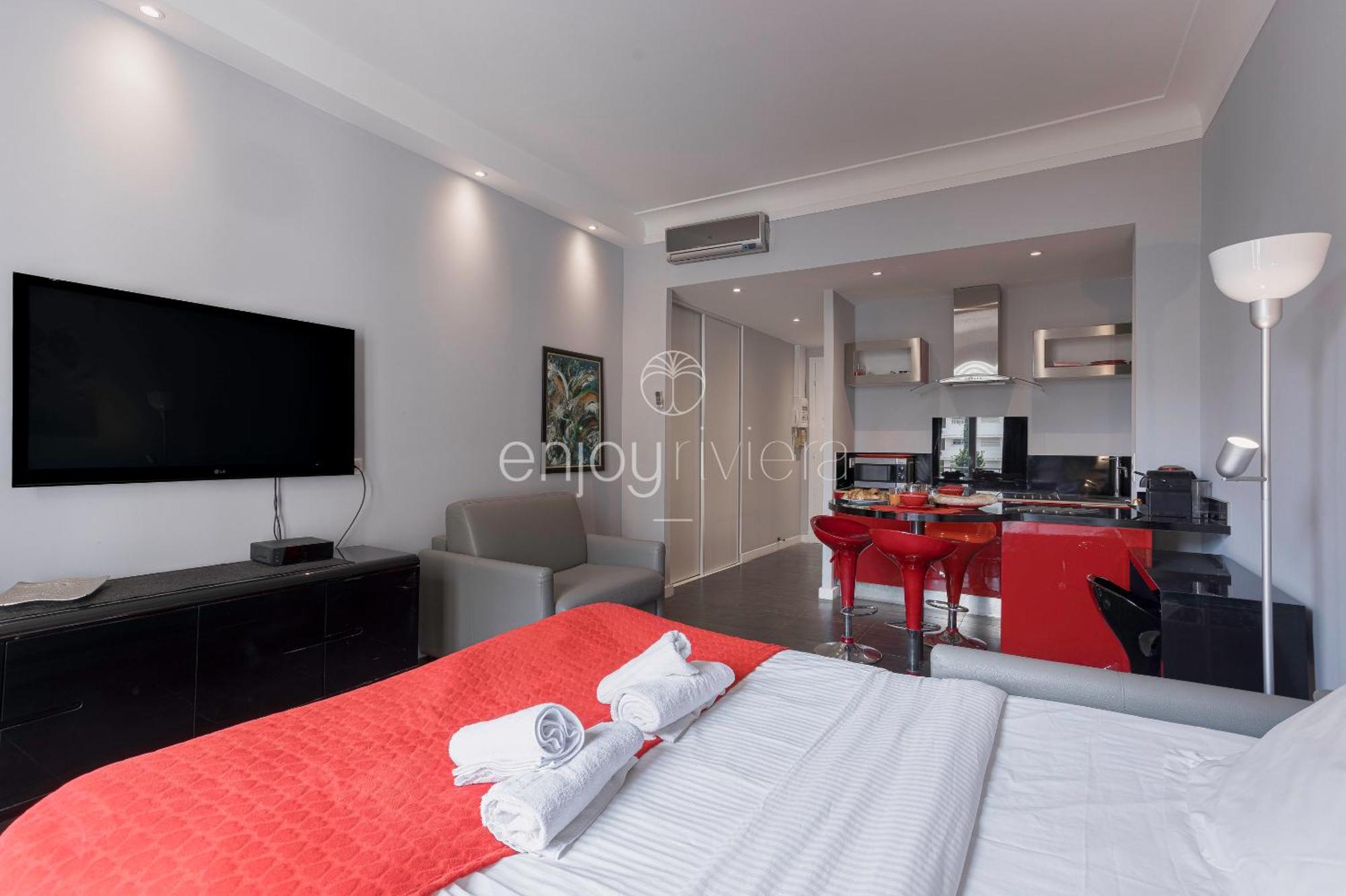 Palais Miramar - Suite & B31 - Croisette Emplacement Unique - 20M Plage - Wifi - Clim 戛纳 外观 照片